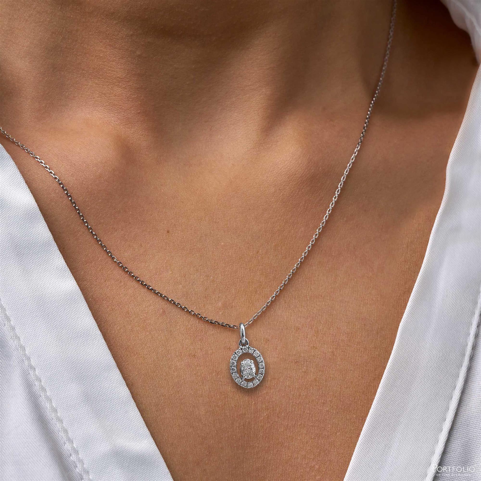 0.26ct Diamond Platinum Pendant - Image 2