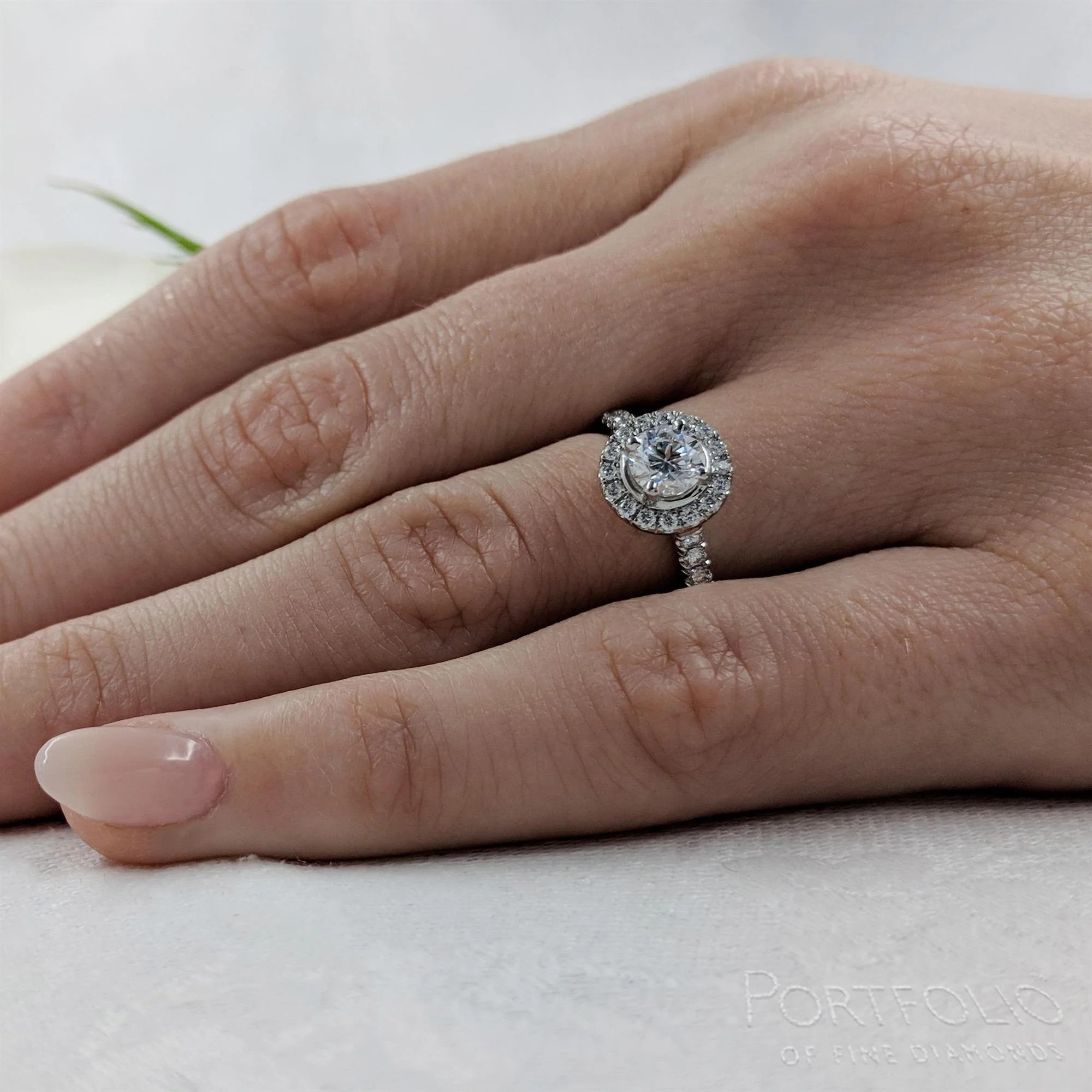 Cluster 0.50ct F SI1 Diamond Platinum Ring - Image 2