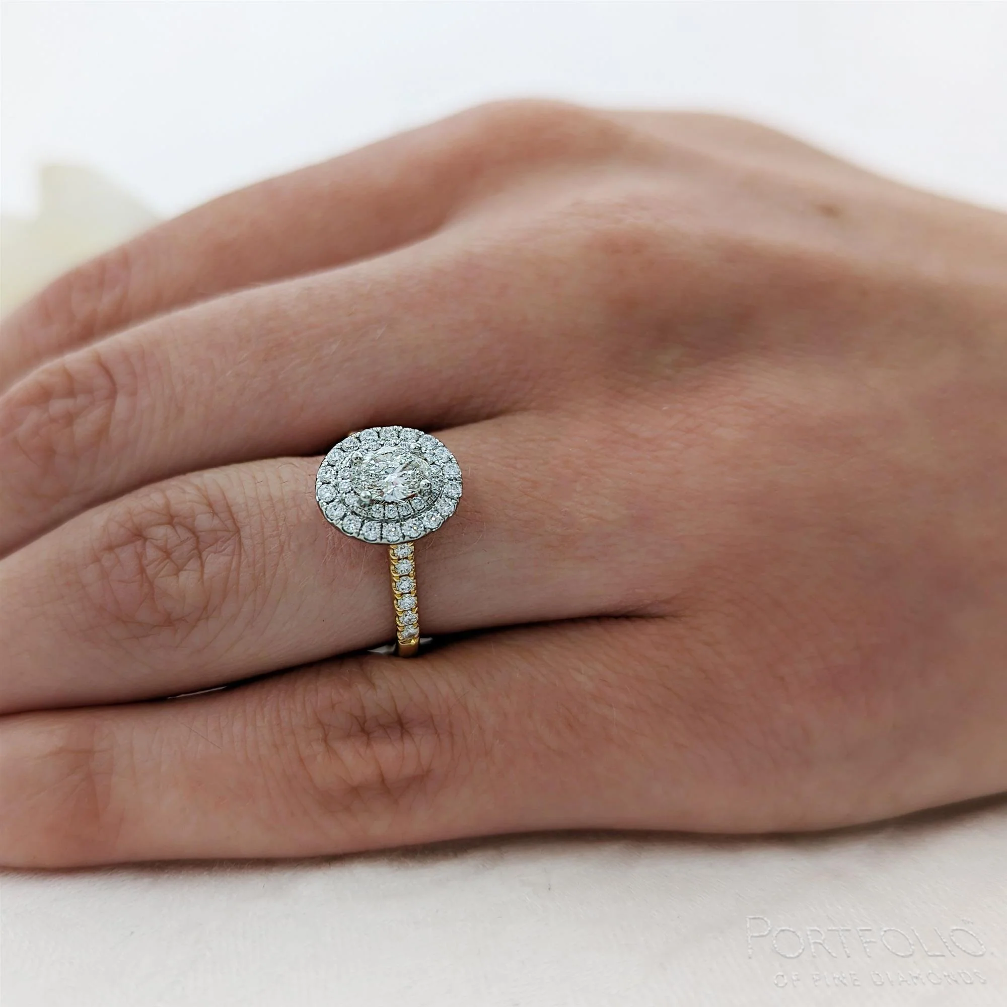 Cluster 0.53ct E VS1 Diamond Yellow Gold/Platinum Ring - Image 2