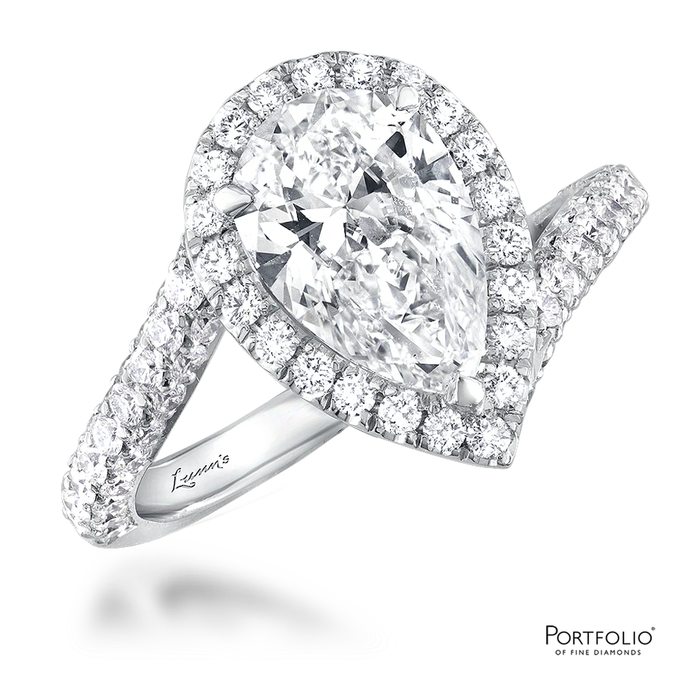 Cluster 2.01ct E SI1 Diamond White Gold Ring