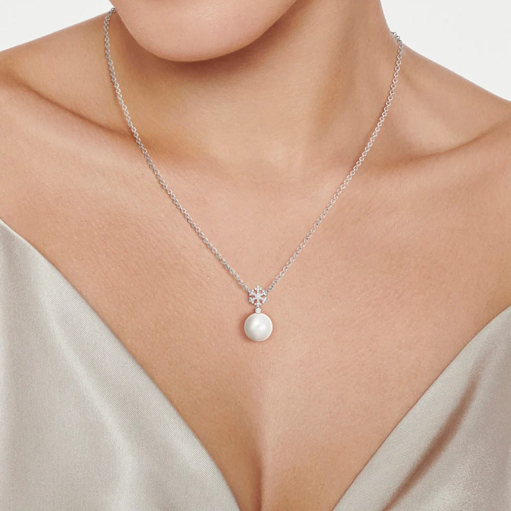 Kiki McDonough Pearl and Diamond Snowflake Necklace