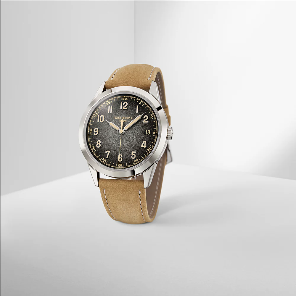 Patek Philippe Calatrava 5226G-001 - Image 5