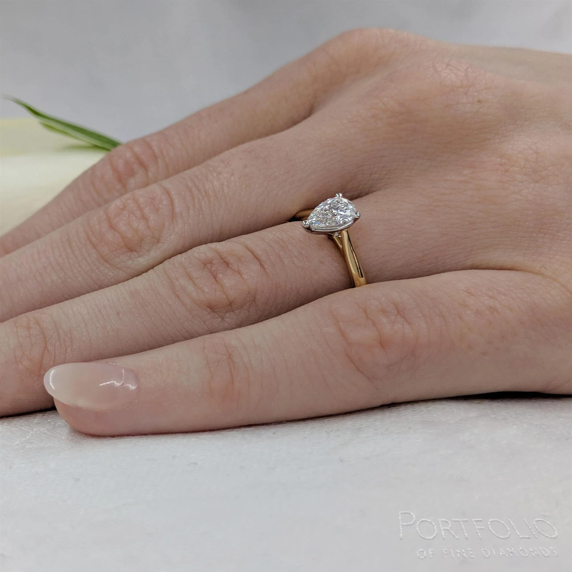 Solitaire 0.50ct F SI1 Diamond Yellow Gold/Platinum Ring - Image 2