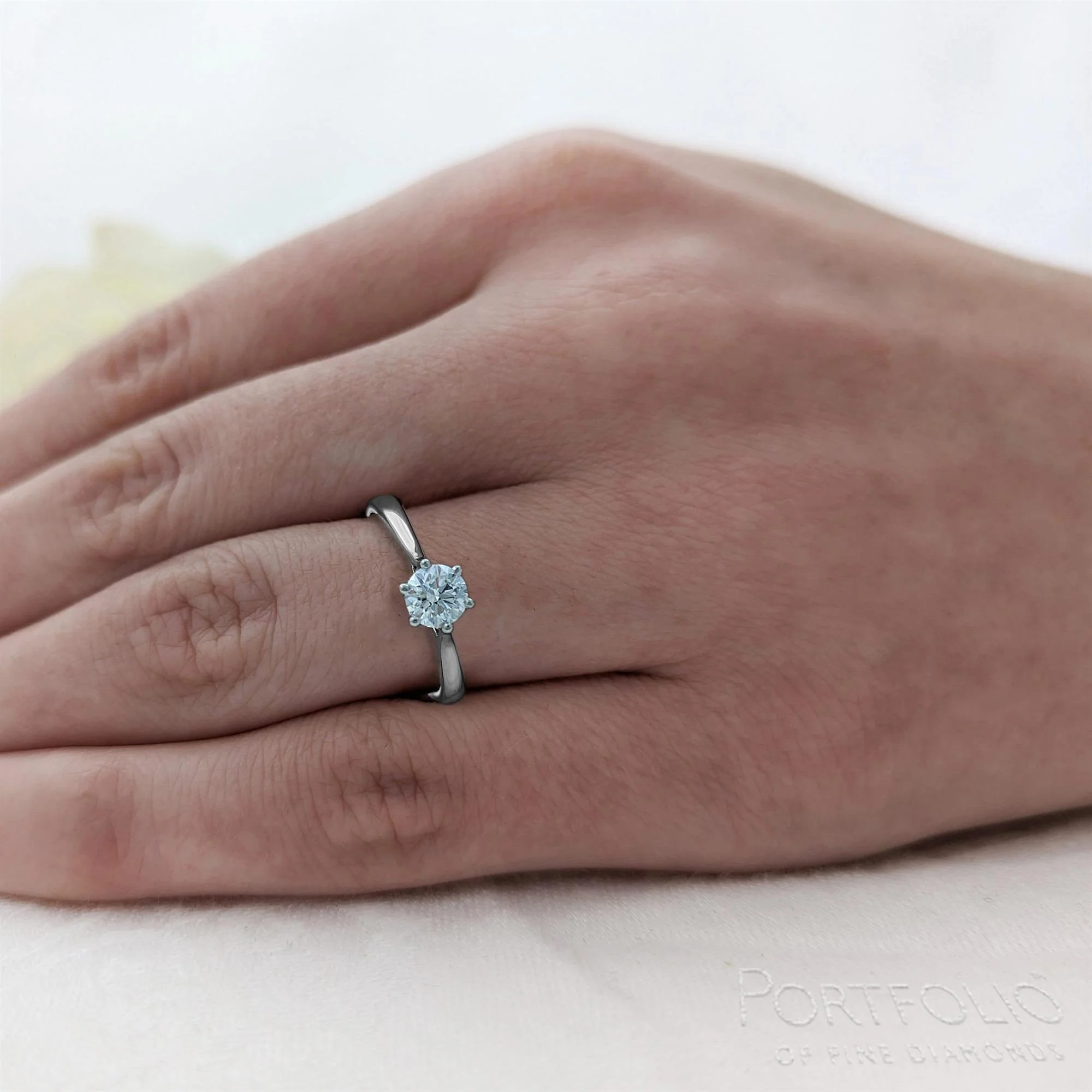 Solitaire 0.50ct G VS2 Diamond Platinum Ring - Image 2
