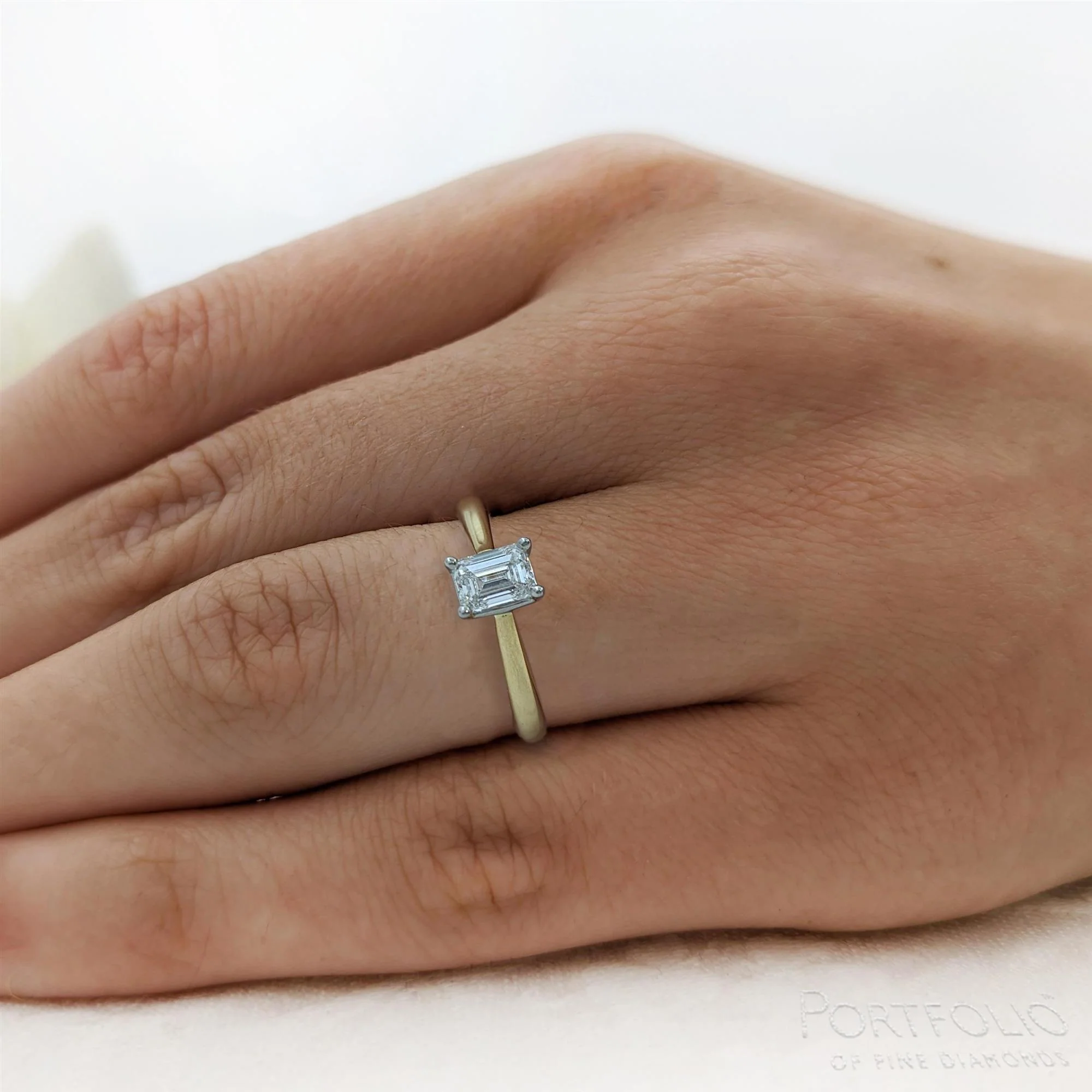 Solitaire 0.70ct G VS2 Diamond Yellow Gold/Platinum Ring - Image 2