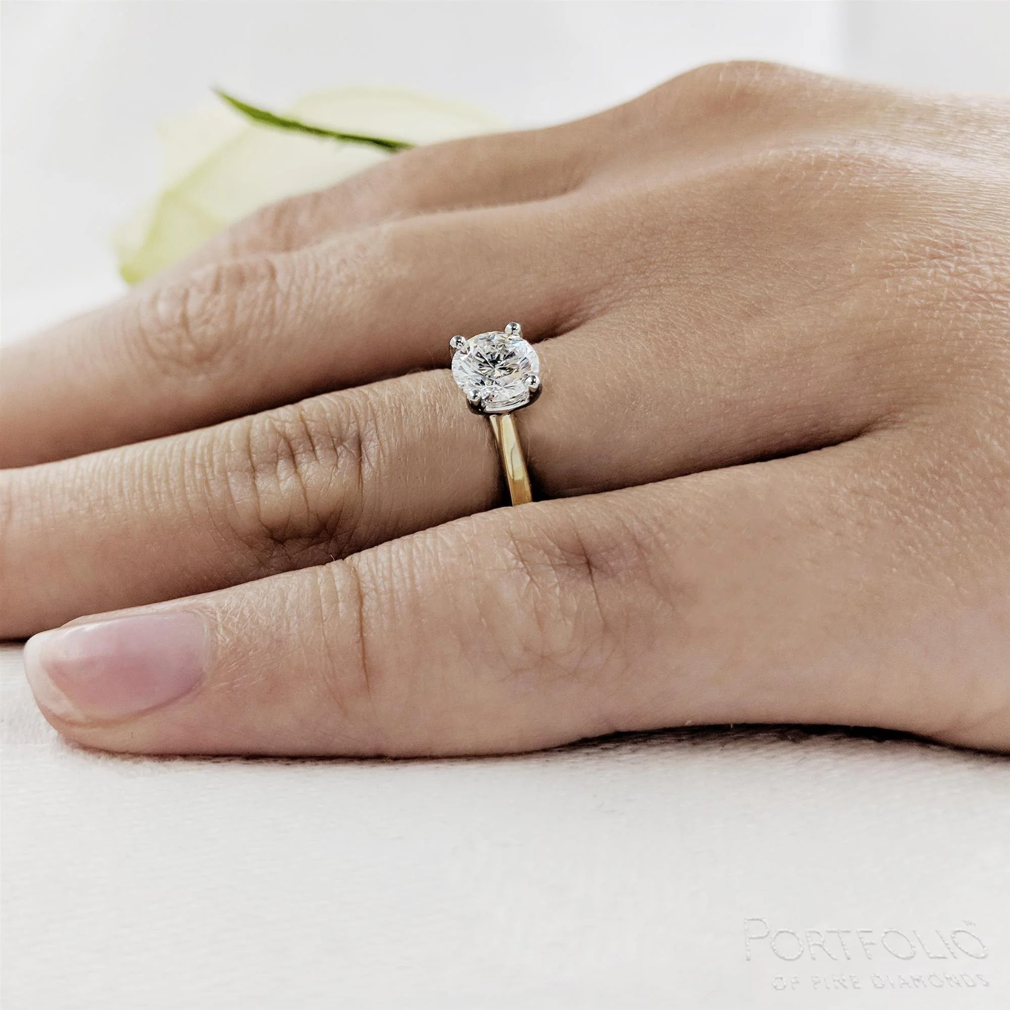 Solitaire 0.85ct E VS2 Diamond Yellow Gold/Platinum Ring - Image 2
