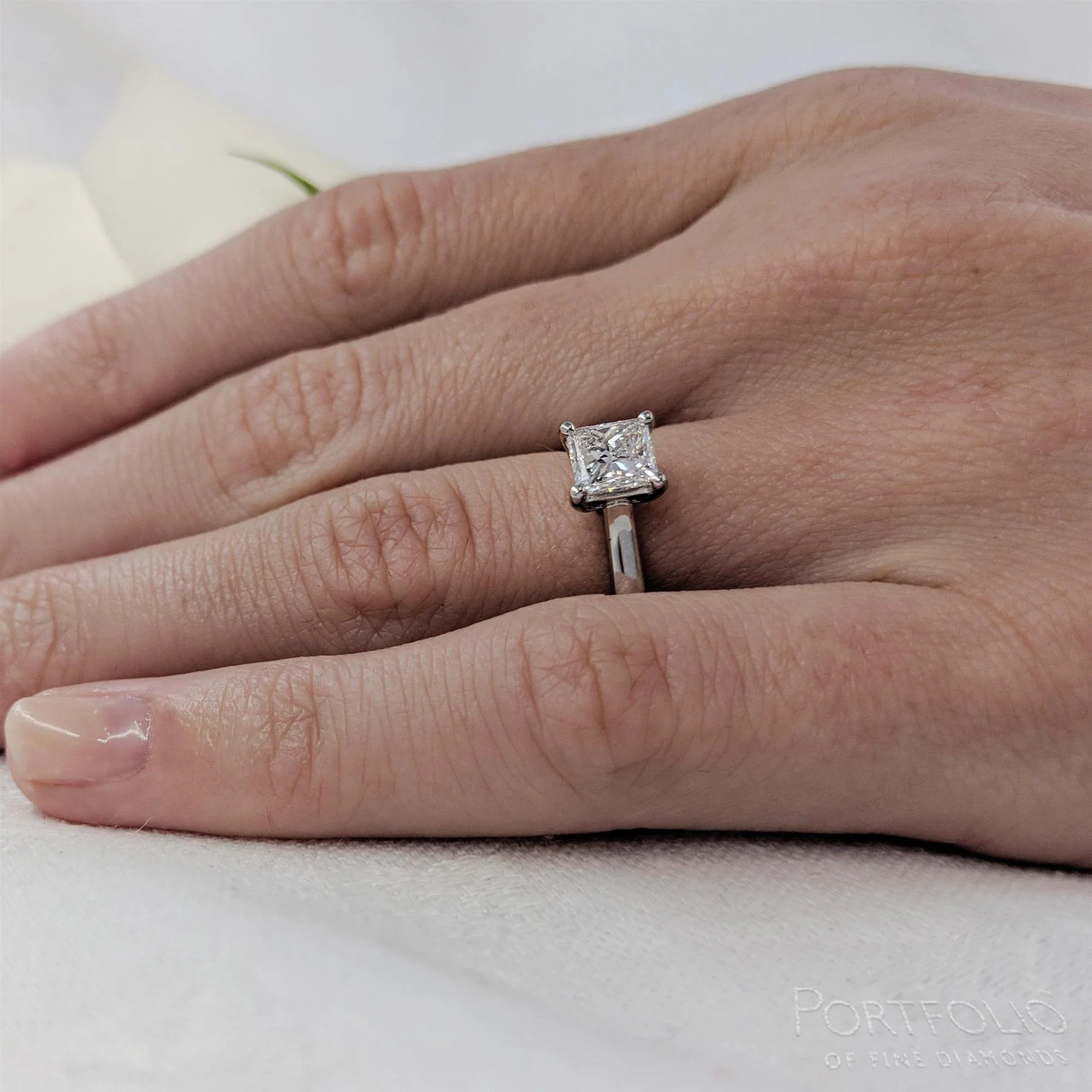 Solitaire 1.01ct G VS1 Diamond Platinum Ring - Image 2