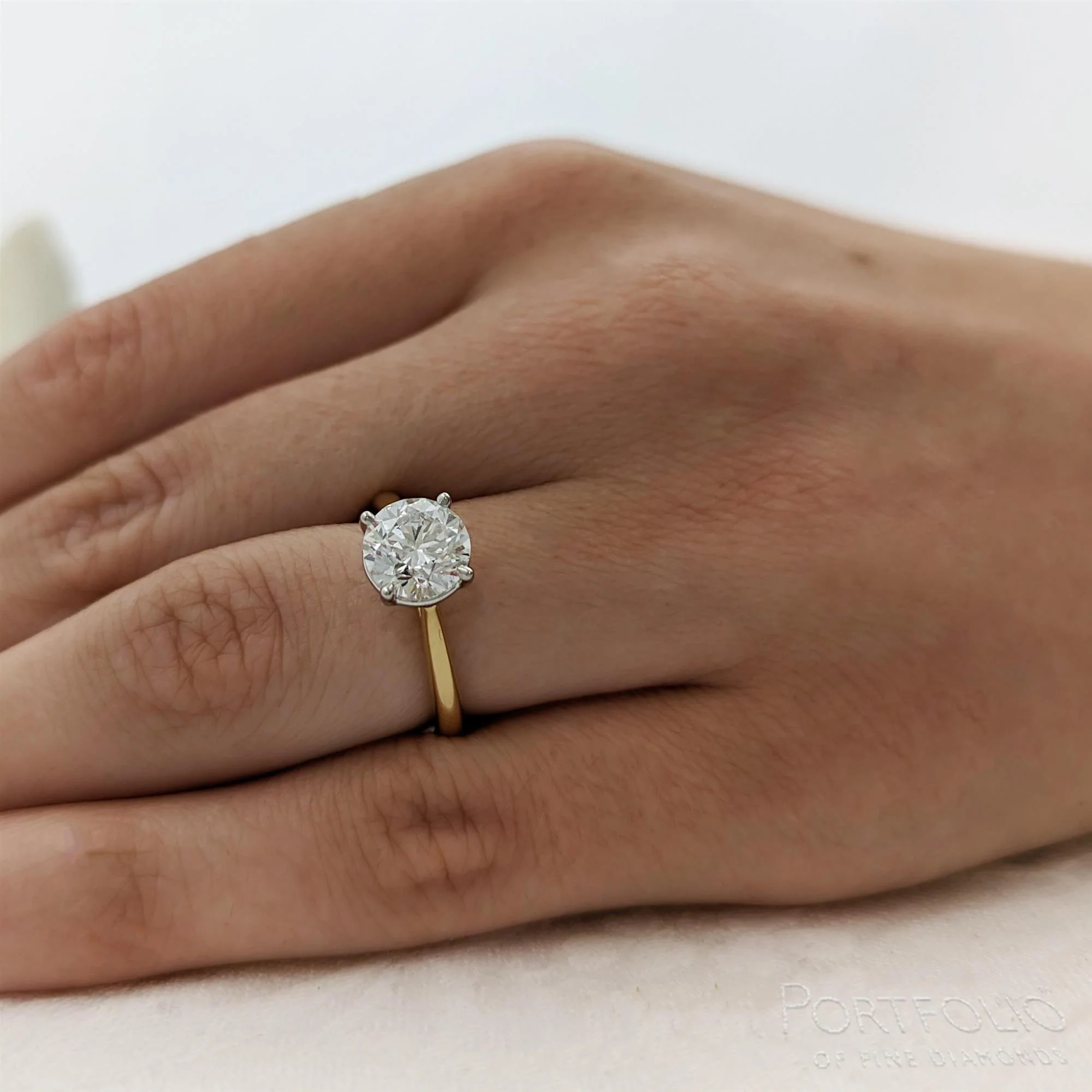 Solitaire 2.02ct H SI2 Diamond Yellow Gold/Platinum Ring - Image 2
