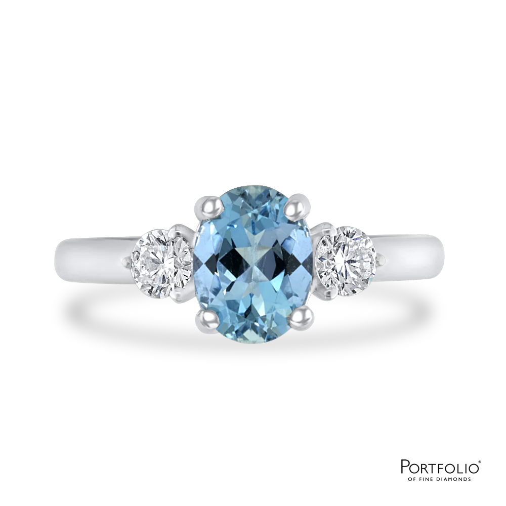 Three Stone 1.05ct Aquamarine Platinum Ring - Image 3